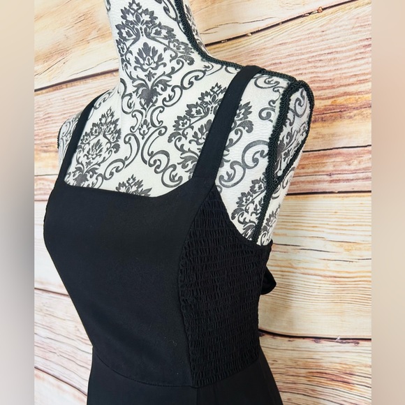 Wild Honey Black Square Neck Open Tie Smocked Back Sleeveless Maxi Dress Size M - Picture 7 of 15